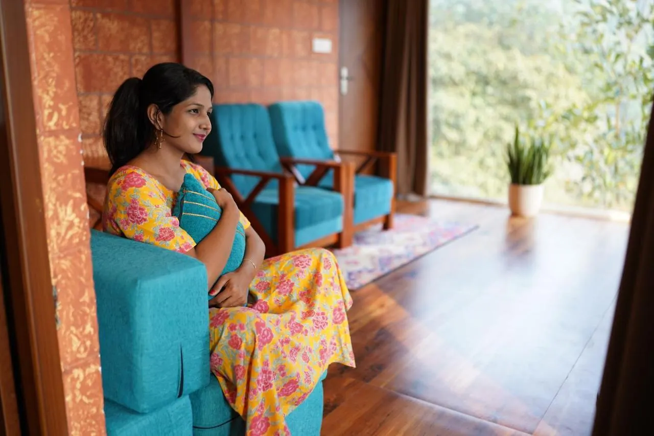 Mount Stratus Resort Vayalada Balussery