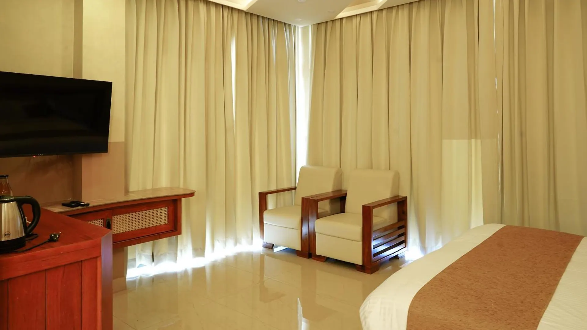 Mount Stratus Resort Vayalada Balussery