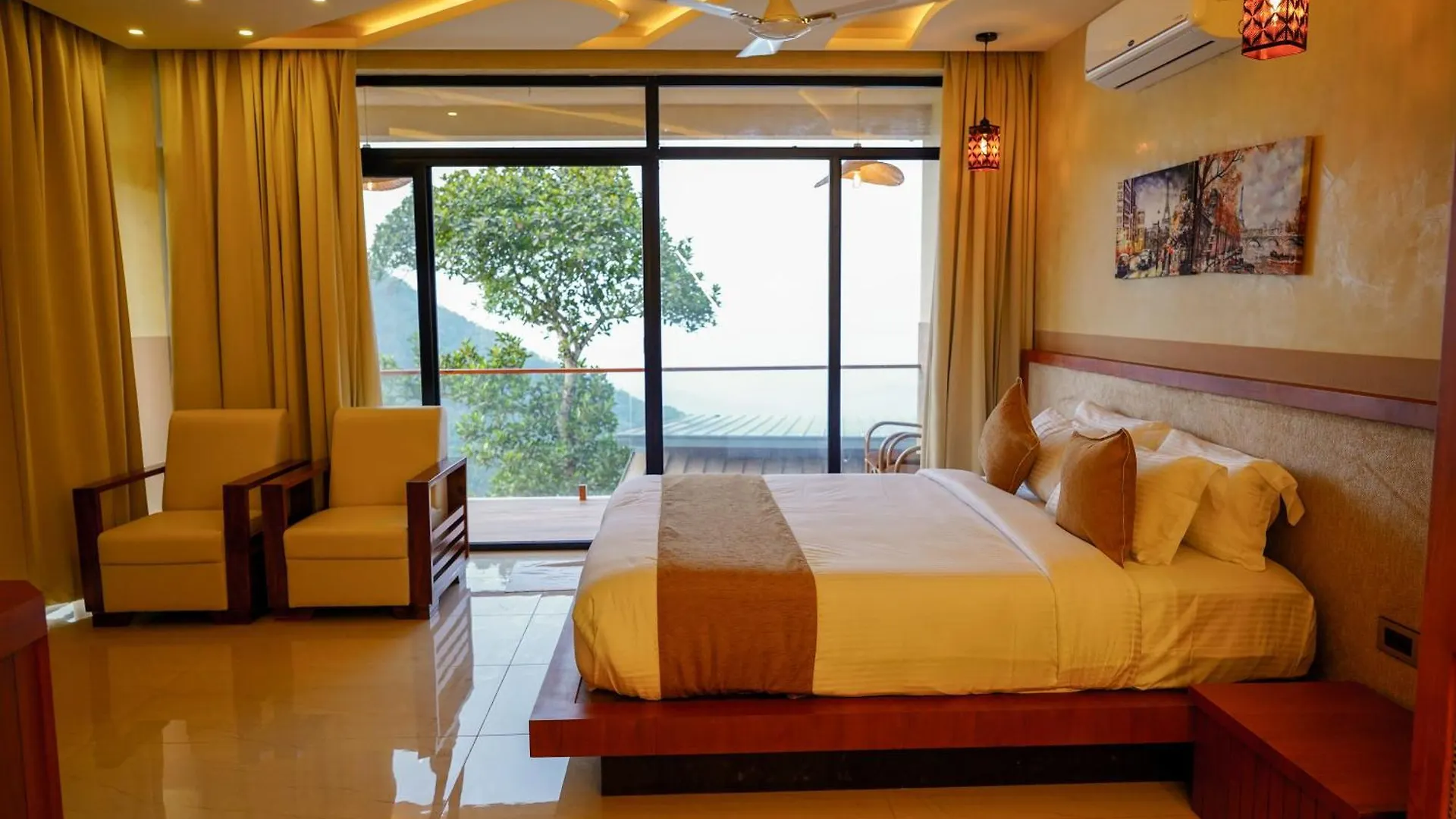 Mount Stratus Resort Vayalada Balussery